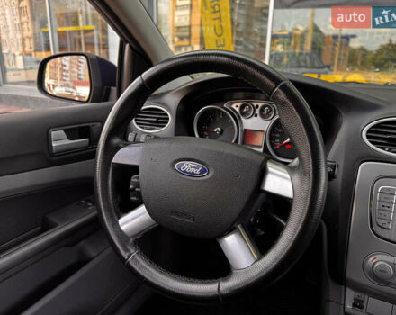 Синий Форд Фокус, объемом двигателя 1.56 л и пробегом 239 тыс. км за 5800 $, фото 16 на Automoto.ua