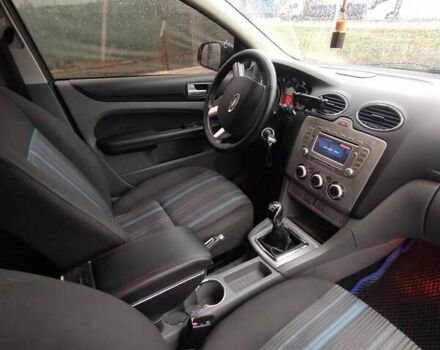 Синий Форд Фокус, объемом двигателя 1.6 л и пробегом 278 тыс. км за 5100 $, фото 13 на Automoto.ua