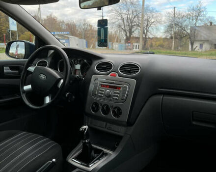 Синій Форд Фокус, об'ємом двигуна 1.6 л та пробігом 287 тис. км за 4999 $, фото 18 на Automoto.ua