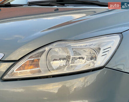 Синий Форд Фокус, объемом двигателя 1.6 л и пробегом 200 тыс. км за 5200 $, фото 3 на Automoto.ua