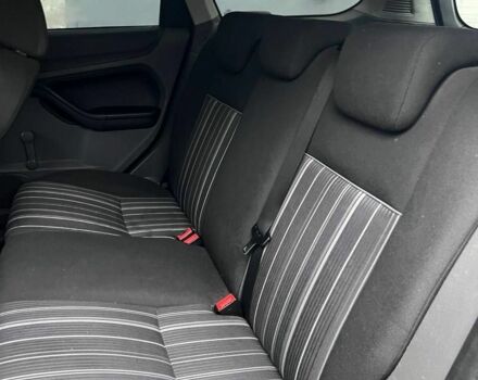 Синій Форд Фокус, об'ємом двигуна 0 л та пробігом 325 тис. км за 4500 $, фото 3 на Automoto.ua