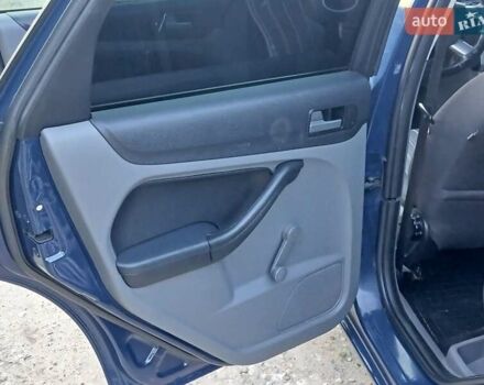 Синій Форд Фокус, об'ємом двигуна 1.6 л та пробігом 280 тис. км за 5350 $, фото 24 на Automoto.ua