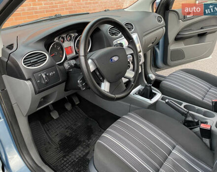 Синий Форд Фокус, объемом двигателя 1.6 л и пробегом 208 тыс. км за 5200 $, фото 27 на Automoto.ua