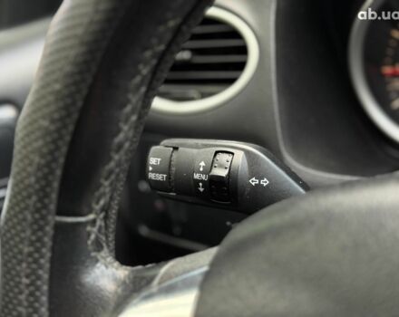 Синий Форд Фокус, объемом двигателя 1.6 л и пробегом 254 тыс. км за 5240 $, фото 29 на Automoto.ua