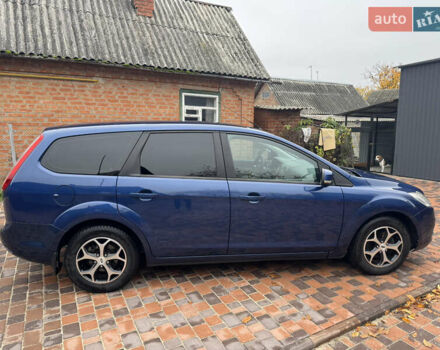 Синий Форд Фокус, объемом двигателя 1.6 л и пробегом 275 тыс. км за 5400 $, фото 2 на Automoto.ua