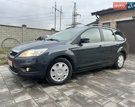 Синий Форд Фокус, объемом двигателя 1.6 л и пробегом 225 тыс. км за 5100 $, фото 2 на Automoto.ua