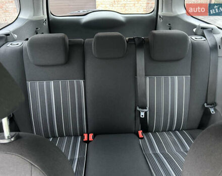 Синий Форд Фокус, объемом двигателя 1.6 л и пробегом 225 тыс. км за 5100 $, фото 34 на Automoto.ua