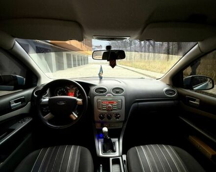 Синий Форд Фокус, объемом двигателя 1.6 л и пробегом 205 тыс. км за 4999 $, фото 5 на Automoto.ua