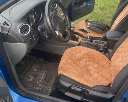 Синий Форд Фокус, объемом двигателя 1.6 л и пробегом 217 тыс. км за 7000 $, фото 3 на Automoto.ua