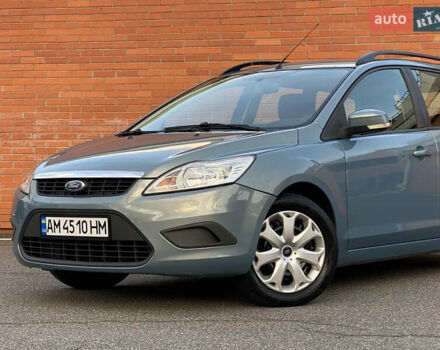 Синий Форд Фокус, объемом двигателя 1.6 л и пробегом 208 тыс. км за 5200 $, фото 1 на Automoto.ua