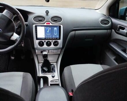 Синій Форд Фокус, об'ємом двигуна 1.56 л та пробігом 300 тис. км за 5400 $, фото 9 на Automoto.ua