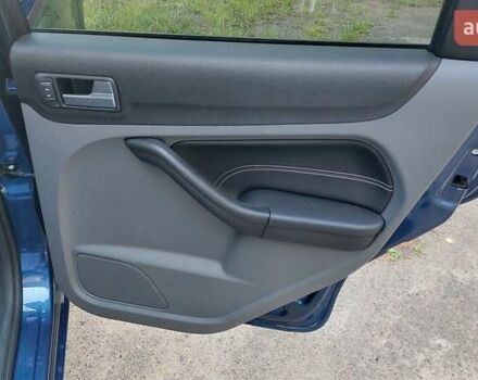 Синий Форд Фокус, объемом двигателя 1.6 л и пробегом 218 тыс. км за 6450 $, фото 36 на Automoto.ua