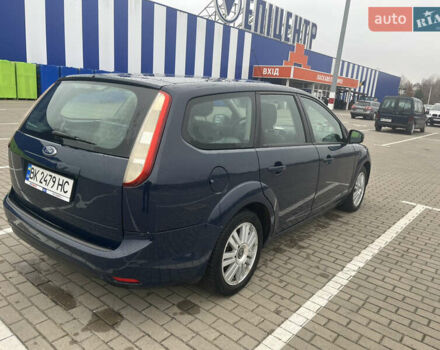 Синій Форд Фокус, об'ємом двигуна 1.6 л та пробігом 301 тис. км за 3850 $, фото 7 на Automoto.ua