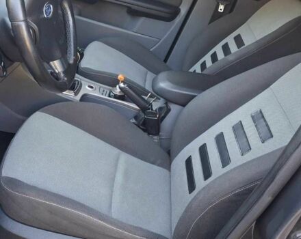 Синій Форд Фокус, об'ємом двигуна 1.6 л та пробігом 454 тис. км за 4000 $, фото 9 на Automoto.ua