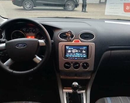 Синий Форд Фокус, объемом двигателя 1.6 л и пробегом 197 тыс. км за 5680 $, фото 14 на Automoto.ua