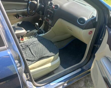 Синій Форд Фокус, об'ємом двигуна 2 л та пробігом 236 тис. км за 4500 $, фото 17 на Automoto.ua