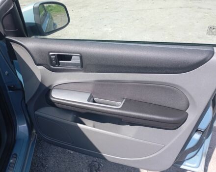 Синій Форд Фокус, об'ємом двигуна 1.6 л та пробігом 187 тис. км за 5500 $, фото 12 на Automoto.ua