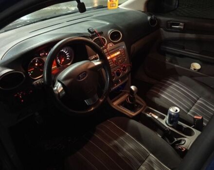 Синий Форд Фокус, объемом двигателя 1.6 л и пробегом 283 тыс. км за 5500 $, фото 6 на Automoto.ua