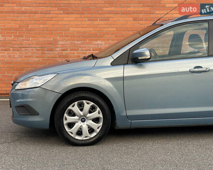 Синий Форд Фокус, объемом двигателя 1.6 л и пробегом 208 тыс. км за 5200 $, фото 6 на Automoto.ua