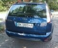 Синий Форд Фокус, объемом двигателя 1.6 л и пробегом 246 тыс. км за 5800 $, фото 6 на Automoto.ua