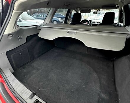 Синий Форд Фокус, объемом двигателя 1.6 л и пробегом 404 тыс. км за 5450 $, фото 12 на Automoto.ua