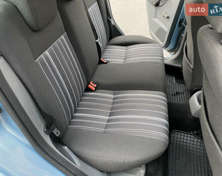 Синий Форд Фокус, объемом двигателя 1.6 л и пробегом 208 тыс. км за 5200 $, фото 36 на Automoto.ua