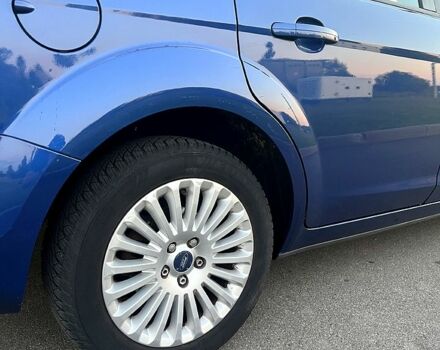 Синий Форд Фокус, объемом двигателя 1.8 л и пробегом 208 тыс. км за 6200 $, фото 2 на Automoto.ua