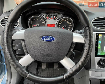 Синий Форд Фокус, объемом двигателя 1.6 л и пробегом 208 тыс. км за 5200 $, фото 43 на Automoto.ua