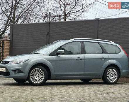 Синий Форд Фокус, объемом двигателя 1.6 л и пробегом 243 тыс. км за 5950 $, фото 4 на Automoto.ua