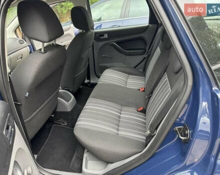 Синий Форд Фокус, объемом двигателя 1.6 л и пробегом 198 тыс. км за 5950 $, фото 13 на Automoto.ua