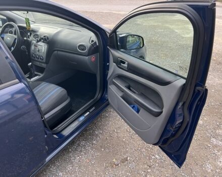 Синий Форд Фокус, объемом двигателя 1.6 л и пробегом 280 тыс. км за 4100 $, фото 15 на Automoto.ua