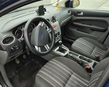 Синій Форд Фокус, об'ємом двигуна 1.6 л та пробігом 160 тис. км за 6000 $, фото 13 на Automoto.ua