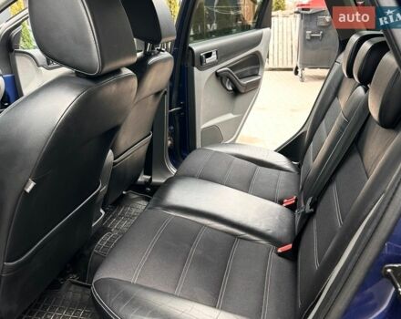 Синий Форд Фокус, объемом двигателя 1.6 л и пробегом 320 тыс. км за 5800 $, фото 15 на Automoto.ua