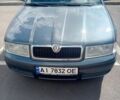Синій Форд Фокус, об'ємом двигуна 2 л та пробігом 280 тис. км за 4450 $, фото 1 на Automoto.ua