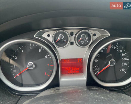 Синий Форд Фокус, объемом двигателя 1.6 л и пробегом 243 тыс. км за 5100 $, фото 6 на Automoto.ua