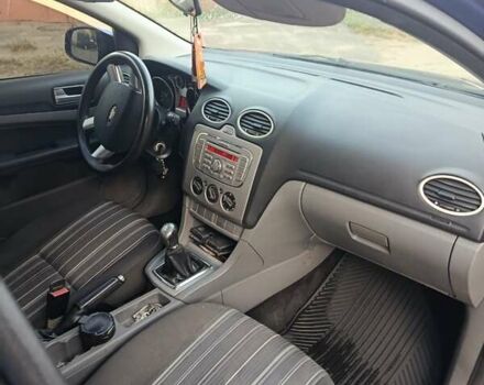 Синий Форд Фокус, объемом двигателя 1.56 л и пробегом 244 тыс. км за 4500 $, фото 4 на Automoto.ua