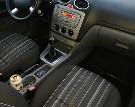 Форд Фокус 2008 у Чернівцях на Automoto.ua Синій Форд Фокус, об'ємом двигуна 1.6 л та пробігом 287 тис. км за 4299 $, фото 3 на Automoto.ua