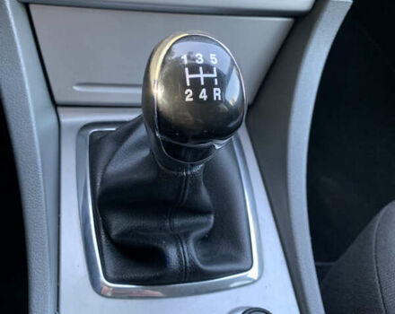 Синій Форд Фокус, об'ємом двигуна 1.6 л та пробігом 185 тис. км за 6300 $, фото 11 на Automoto.ua