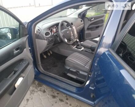 Синий Форд Фокус, объемом двигателя 1.6 л и пробегом 265 тыс. км за 5555 $, фото 8 на Automoto.ua