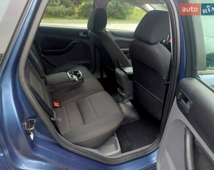 Синий Форд Фокус, объемом двигателя 1.6 л и пробегом 215 тыс. км за 6350 $, фото 22 на Automoto.ua