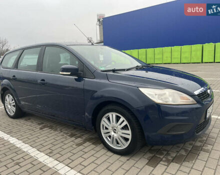 Синій Форд Фокус, об'ємом двигуна 1.6 л та пробігом 301 тис. км за 3850 $, фото 8 на Automoto.ua