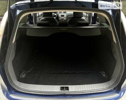 Синій Форд Фокус, об'ємом двигуна 1.6 л та пробігом 246 тис. км за 6450 $, фото 46 на Automoto.ua