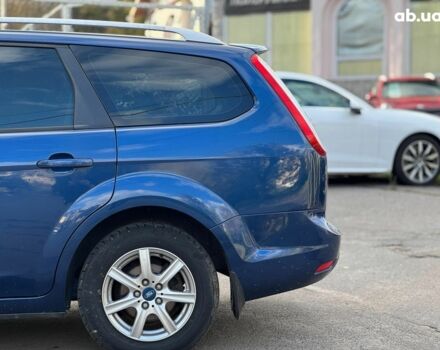 Синий Форд Фокус, объемом двигателя 1.6 л и пробегом 254 тыс. км за 5240 $, фото 6 на Automoto.ua