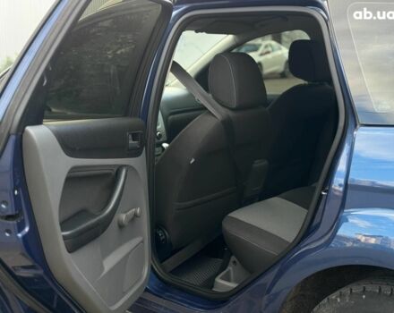 Синий Форд Фокус, объемом двигателя 1.6 л и пробегом 254 тыс. км за 5240 $, фото 33 на Automoto.ua