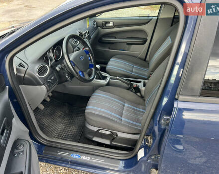 Синий Форд Фокус, объемом двигателя 1.56 л и пробегом 270 тыс. км за 4300 $, фото 12 на Automoto.ua