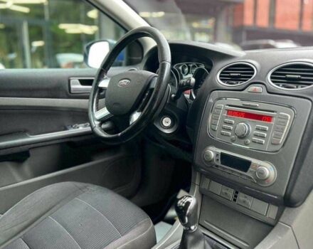 Синий Форд Фокус, объемом двигателя 1.8 л и пробегом 198 тыс. км за 6000 $, фото 13 на Automoto.ua