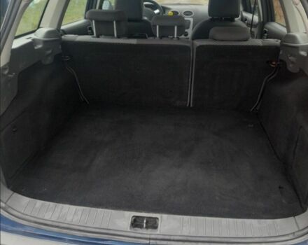 Синий Форд Фокус, объемом двигателя 1.6 л и пробегом 250 тыс. км за 3999 $, фото 5 на Automoto.ua