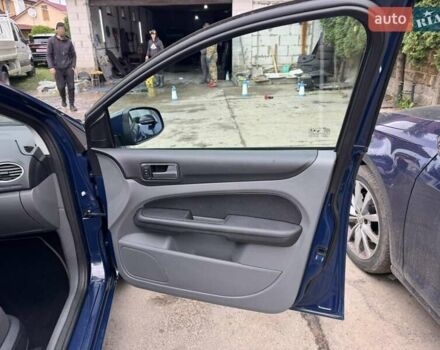Синий Форд Фокус, объемом двигателя 1.6 л и пробегом 198 тыс. км за 5950 $, фото 10 на Automoto.ua