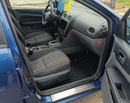 Синій Форд Фокус, об'ємом двигуна 2 л та пробігом 256 тис. км за 5800 $, фото 4 на Automoto.ua