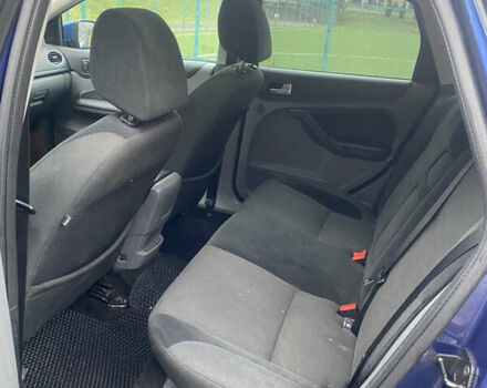 Синий Форд Фокус, объемом двигателя 1.6 л и пробегом 243 тыс. км за 5100 $, фото 4 на Automoto.ua